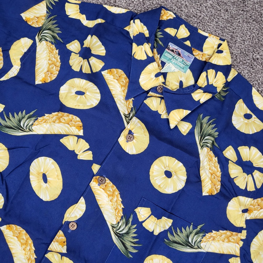 Reyn Spooner Men's Vintage Spun Rayon Pineapple All Over Print Hawaiian Shirt L